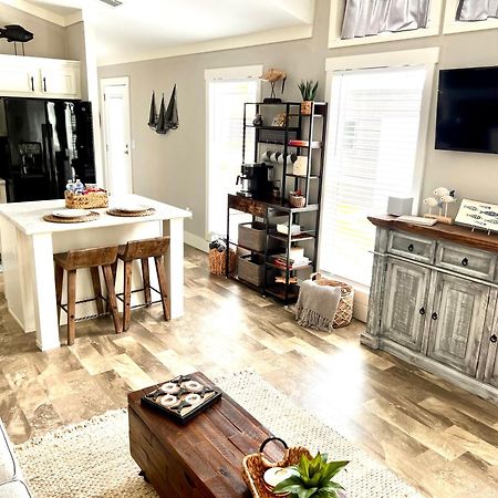 The Little Getaway-Sleeps 4, Firepit, Pet Friendly Βίλα Pottsboro Εξωτερικό φωτογραφία