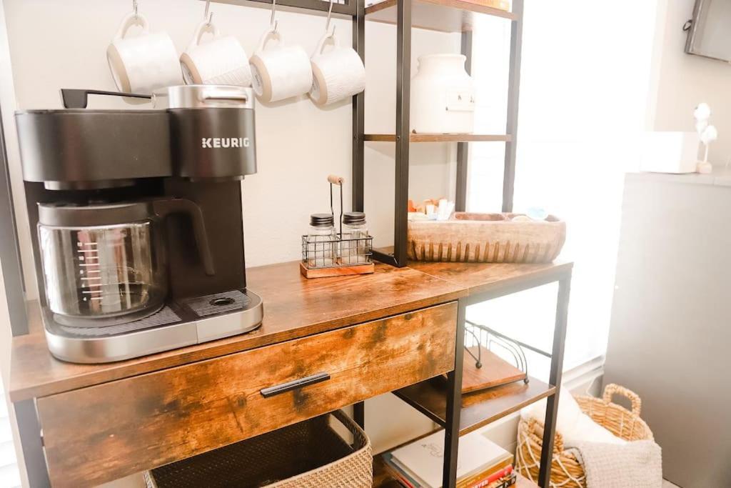 The Little Getaway-Sleeps 4, Firepit, Pet Friendly Βίλα Pottsboro Εξωτερικό φωτογραφία